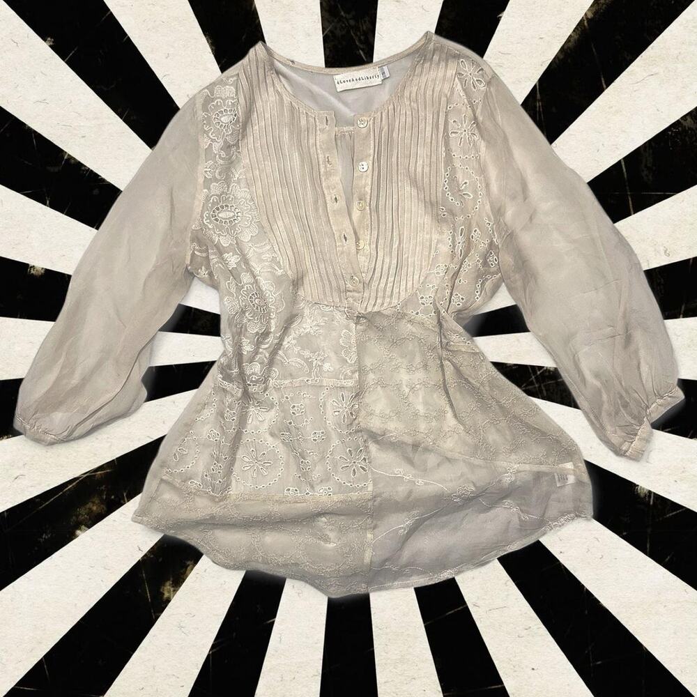 Vintage embroidered romantic peasant blouse